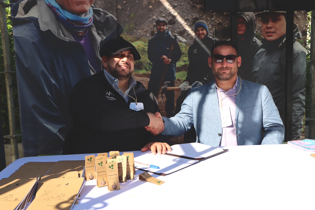 John Ojeda and Jeremy Sampson after signing the declaration.